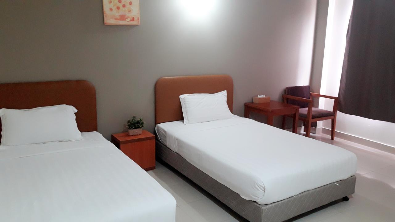 Hotel 126 Sepang Exterior foto