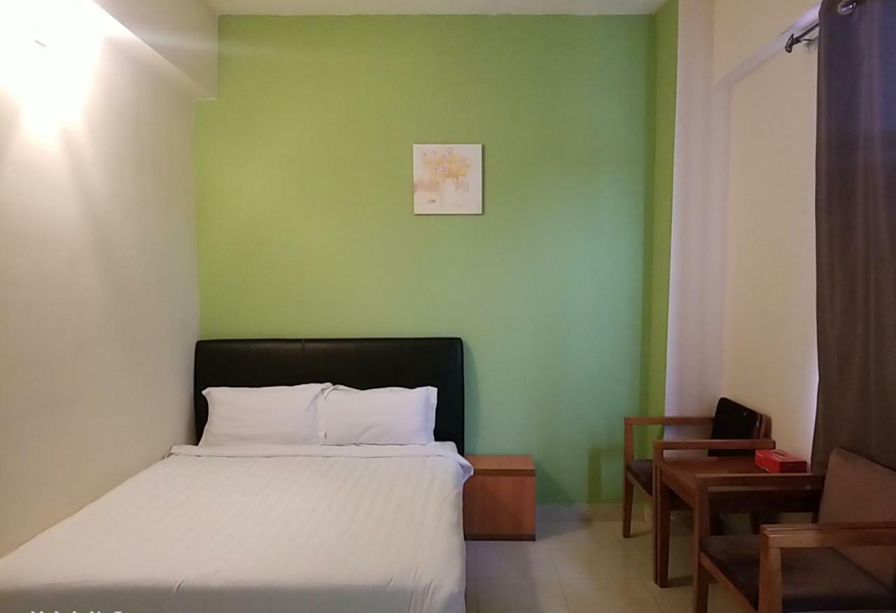 Hotel 126 Sepang Exterior foto